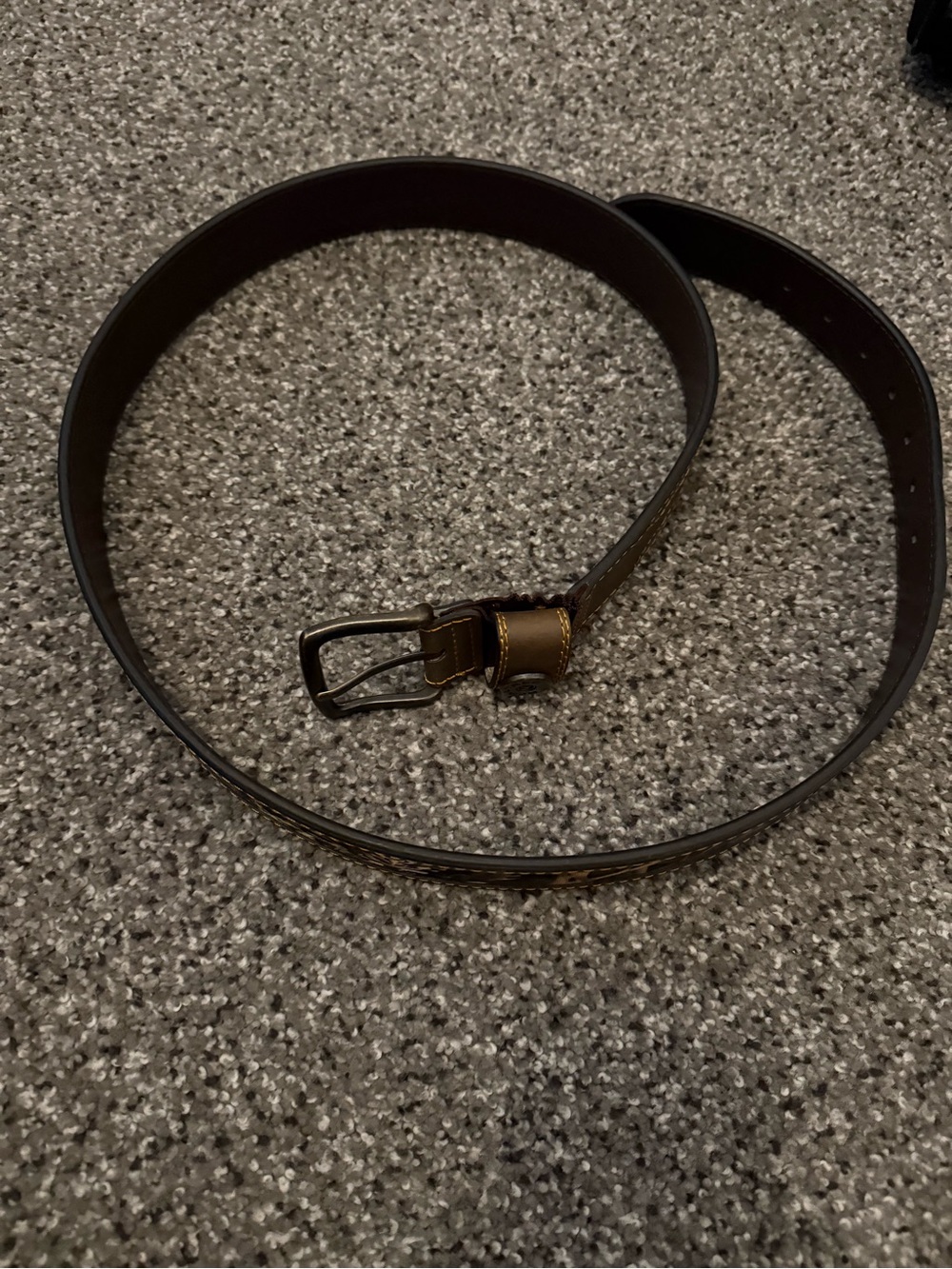 Realtree Dark Brown Leather Belt with Metal Buckle